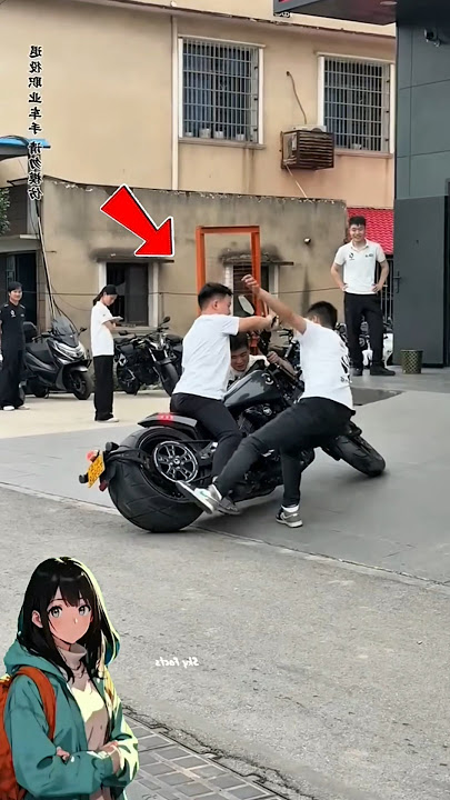 Acting Like a Hero‼️Expensive Motorcycle Nearly Falls Over 😅️💥