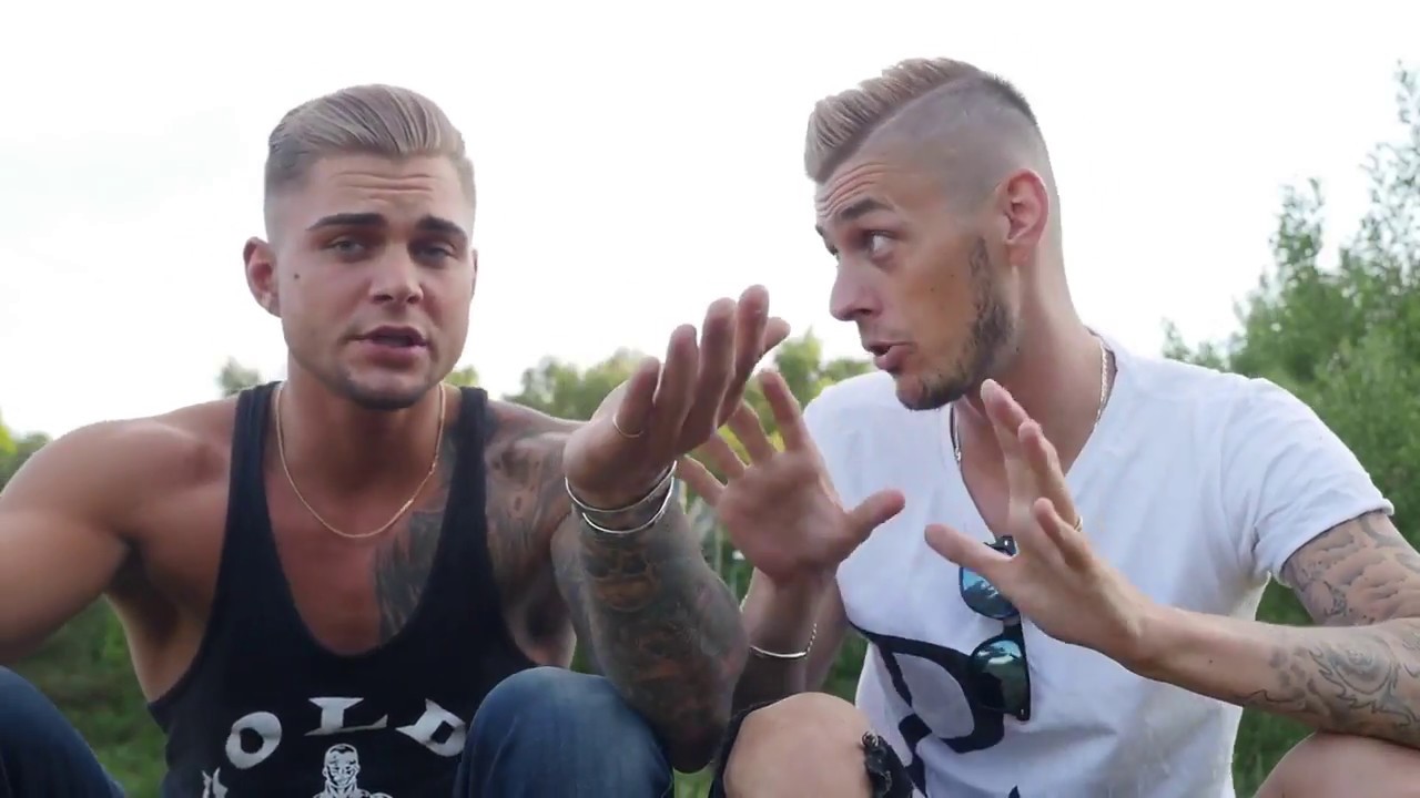 Johannes Ex On The Beach