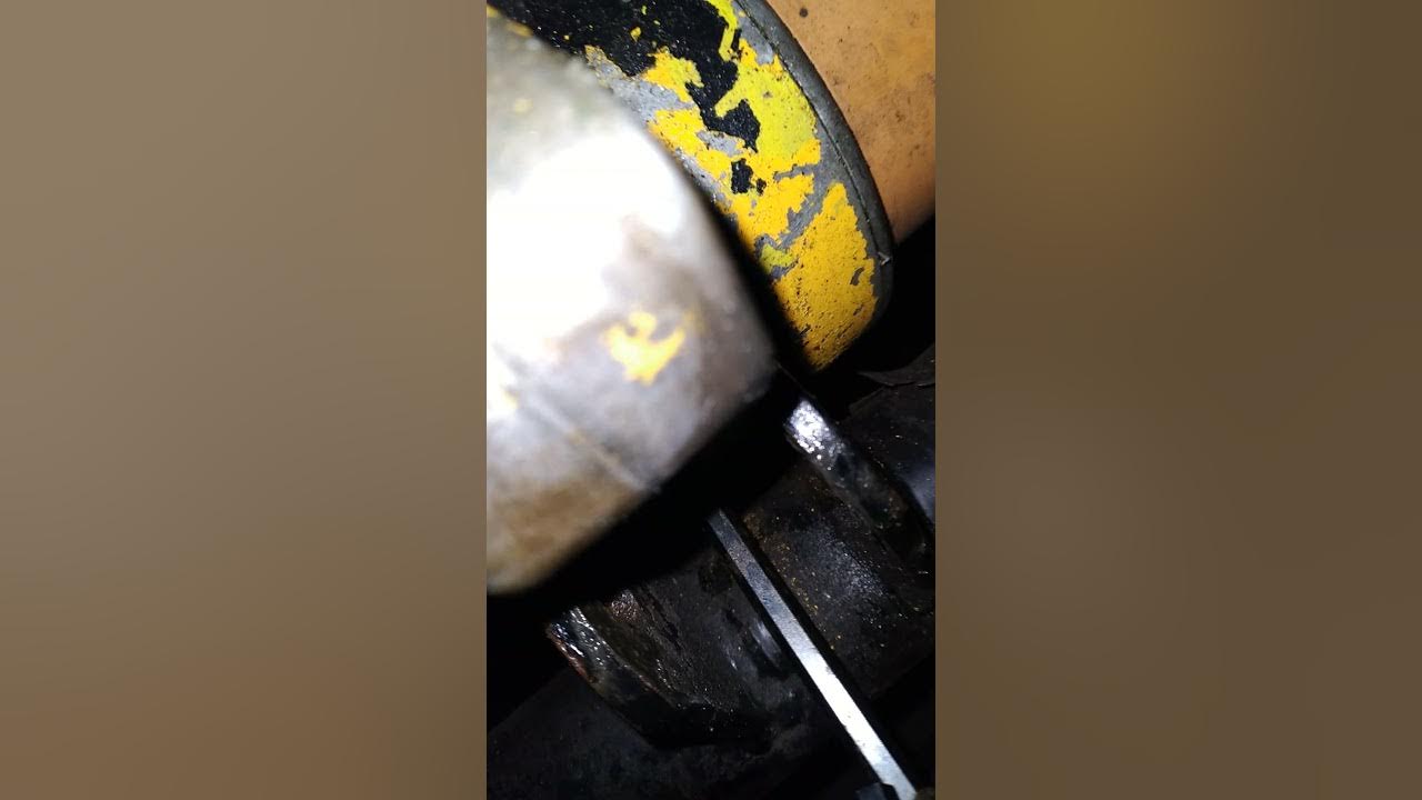 how to change hydraulic fluid on a meyers E60 plow pump - YouTube