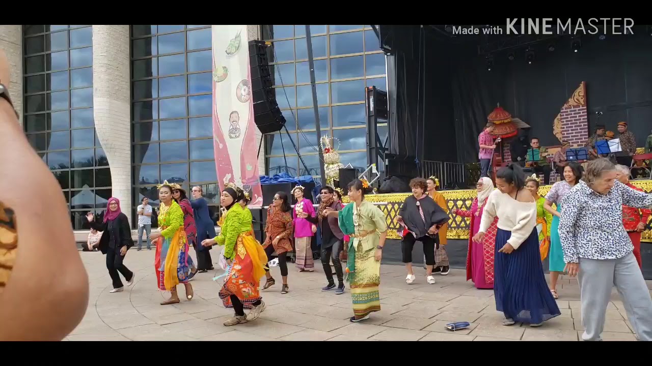 TOBELO DANCE MERIAHKAN HUT RI \u0026 INDOFEST