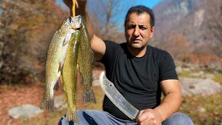 CATCH TROUT WITH HANDS AND COOK IN THE WILDERNESS | TASTES 100x BETTER IN THE NATURE