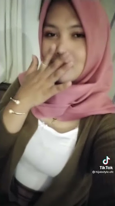 tiktok jilbab cantik imut