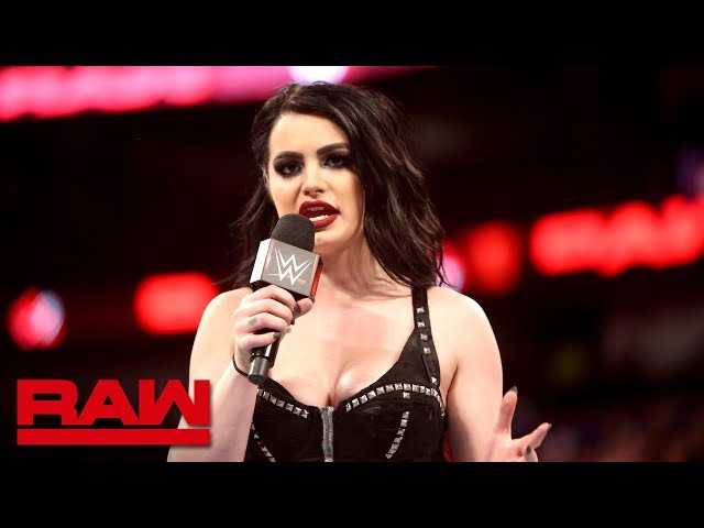 Paige gives an emotional retirement speech: Raw, April 9, 2018 - YouTube
