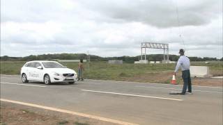 Volvo V60 collision warning system