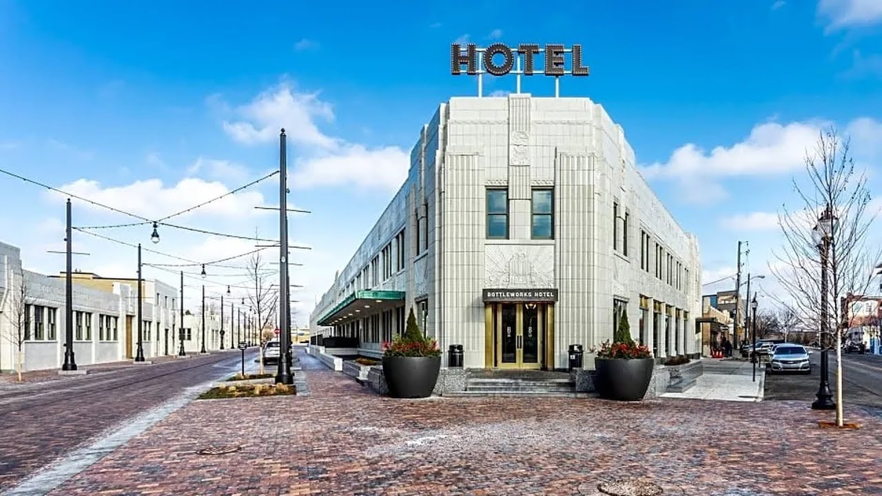 Bottleworks Hotel | Indianapolis | Hotel Review🏠