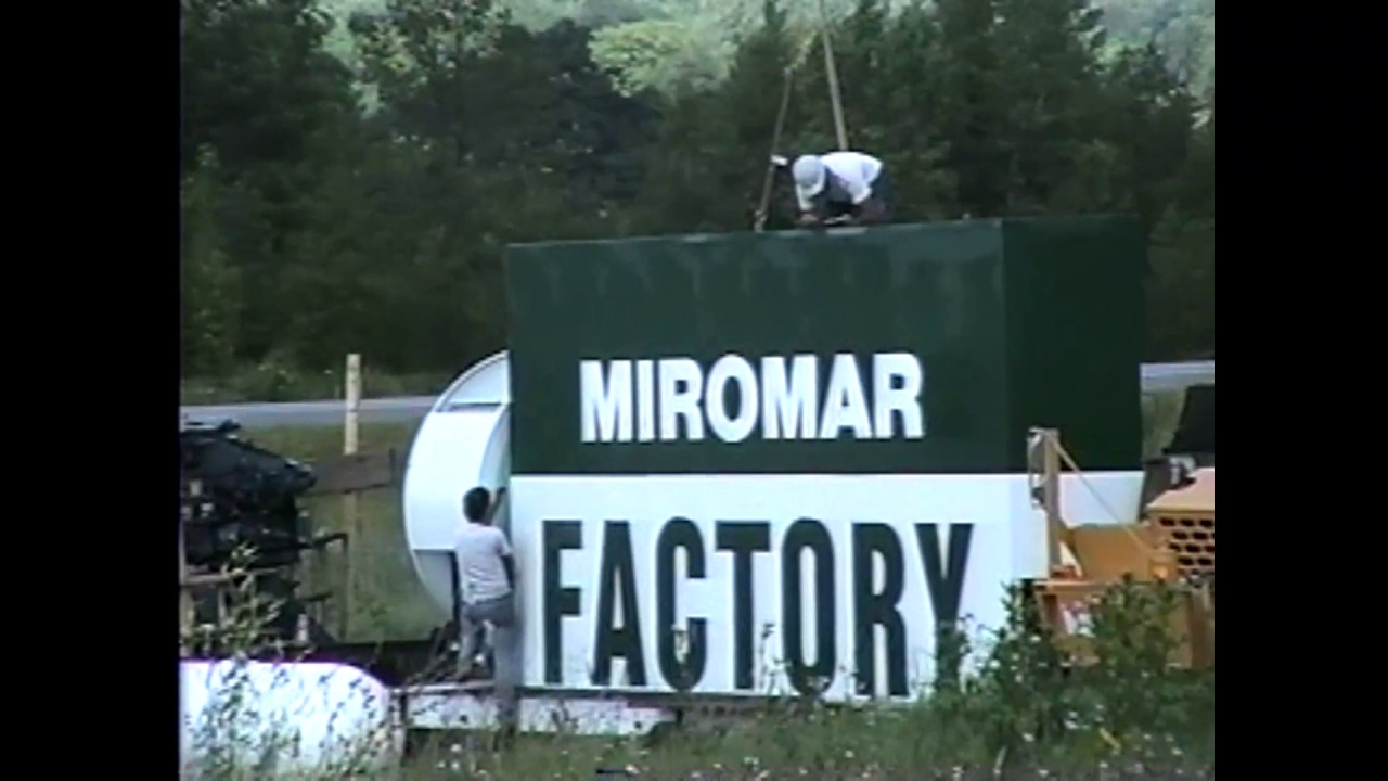 Miromar Outlet Sign Installed 72193 YouTube
