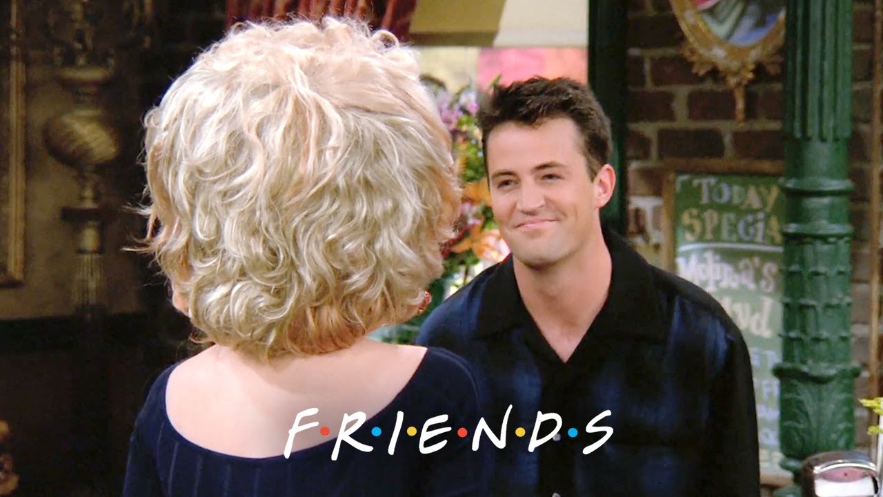 Chandler Is an Old Intern | Friends