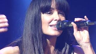 JENIFER - CONCERT LIVE - "SERRE MOI" - LA SEINE MUSICALE le 17/11/19