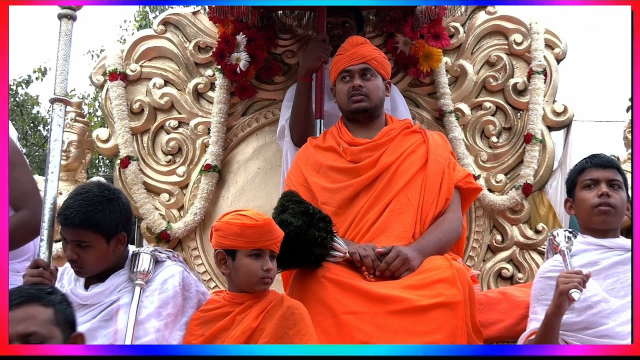 RathnaThraya Ep 253 sri Abhinava Charukeerti Swamiji Entry in Bangalore city & 1st Speech in KJA