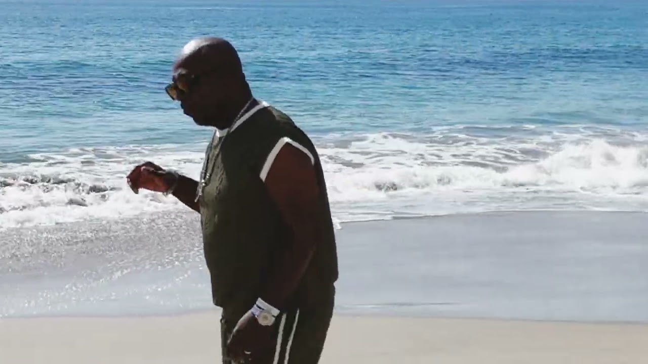 HE NEVER FAILS                             ronnieddunn.com 