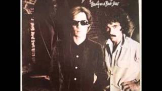 Hall & Oates   The Girl Who Used To Be