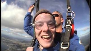 Mark Brands New Zealand Skydive 2005