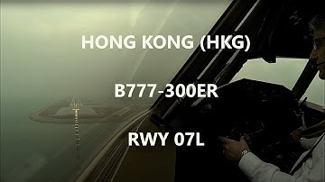 Cockpit View B777 Hong Kong Landing