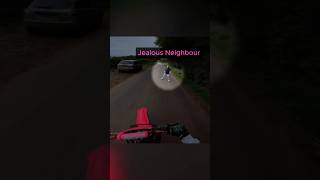 Crazy Neighbour Attacks Biker! (Bigupafrolou)
