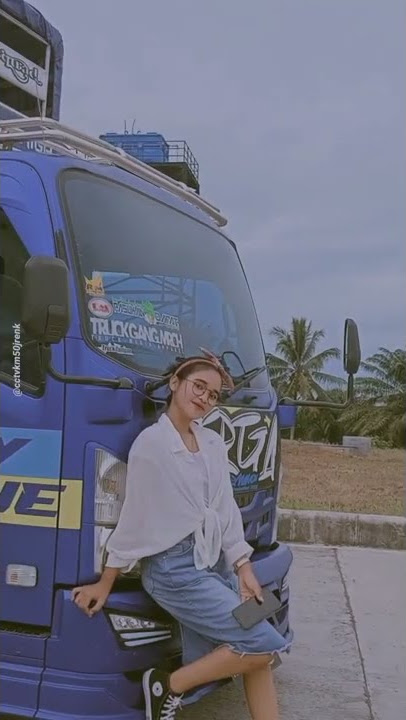 story wa ledis truk yg cantik ‼️