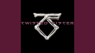 Video thumbnail of "Twisted Sister - We're Not Gonna Take It"