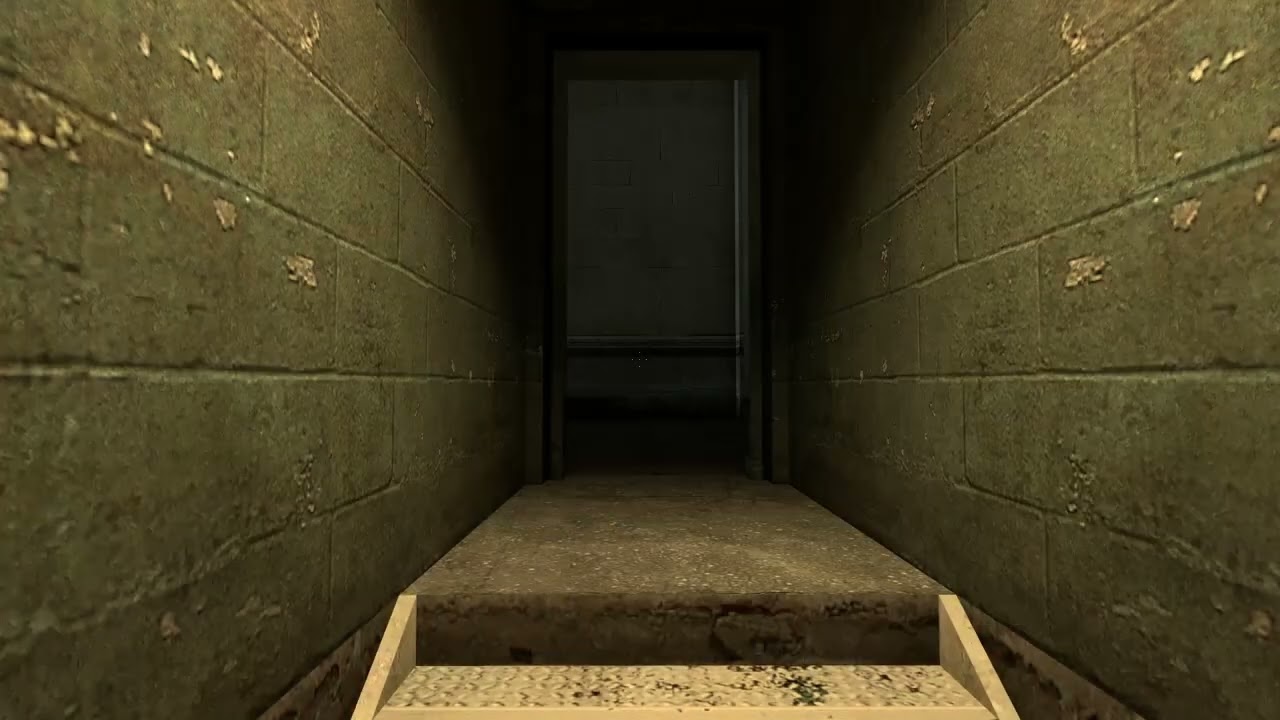 messing with no clip in train station in half life 2