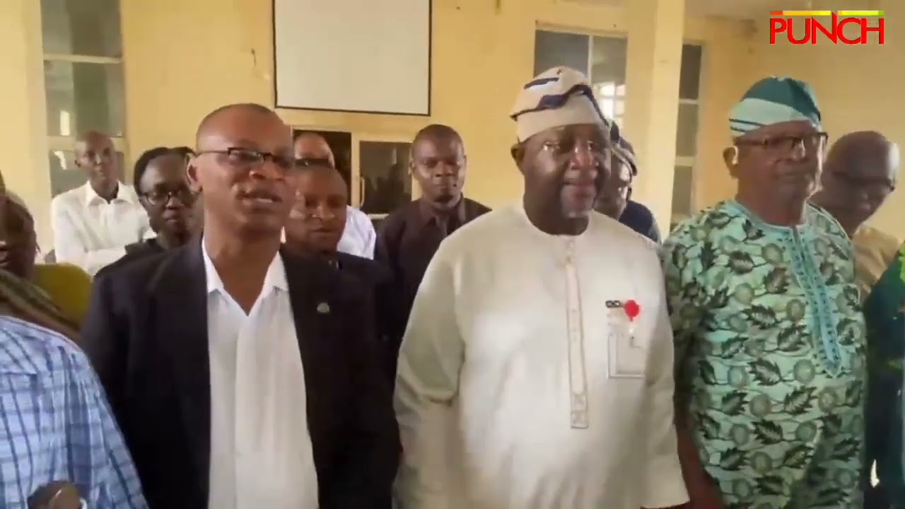 Presidential aide donates ₦50,000 each to rescued Oyo schoolchildren 