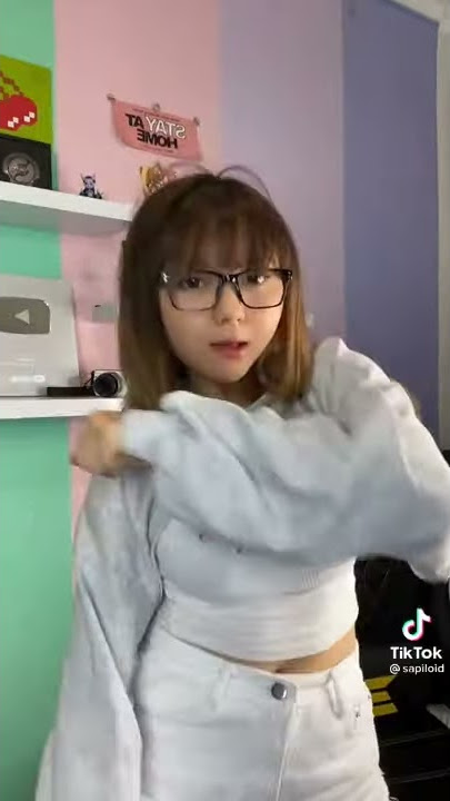 MAKIN CANTIK AJA SIH SARAH VILOID SI SAPILOID