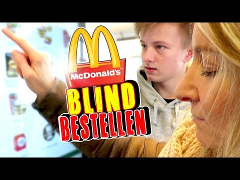 BLIND bei McDonalds bestellen ? TipTapTube Family ?‍?‍?‍?