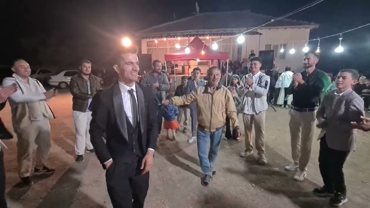 Yozgat köy  düğünü  yukarisarikaya  köyü  oyun havasi Ahmet  polatin  düğünü 