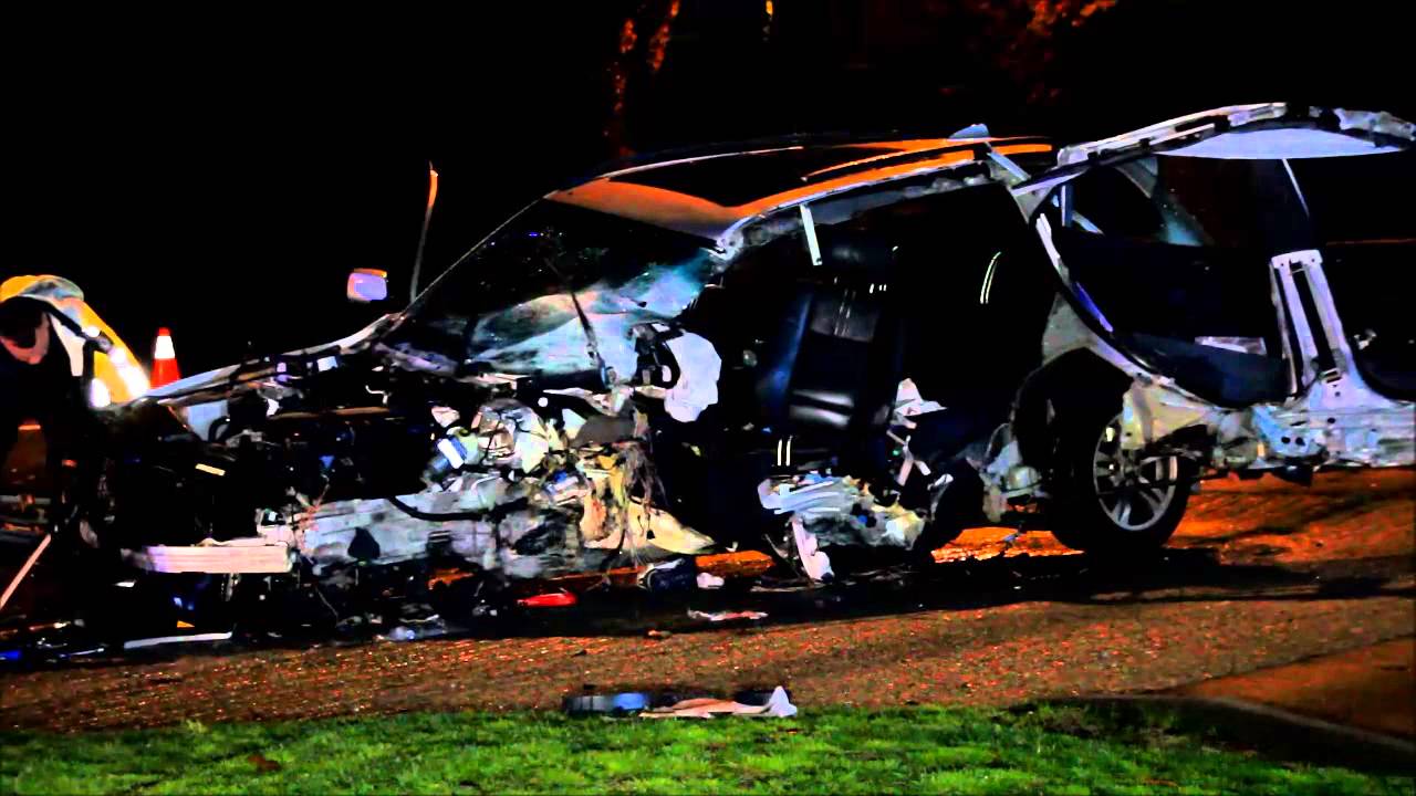 BMV into pole - car ripped open - YouTube