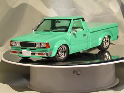 T-GARAGE Store Manager's Assembled Review: Aoshima 1/24 Datsun