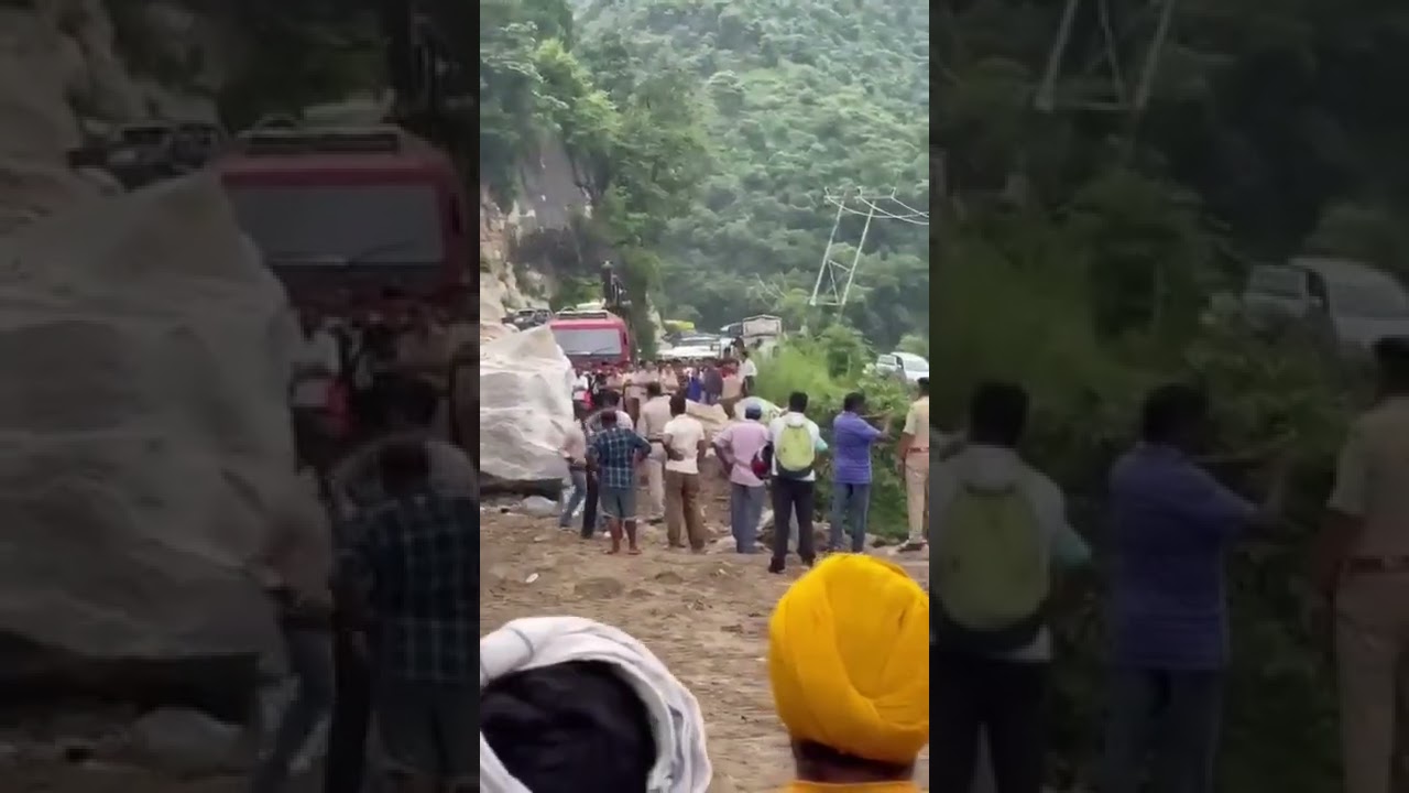 Mandi kullu Manali road Blocked due to Landslide
