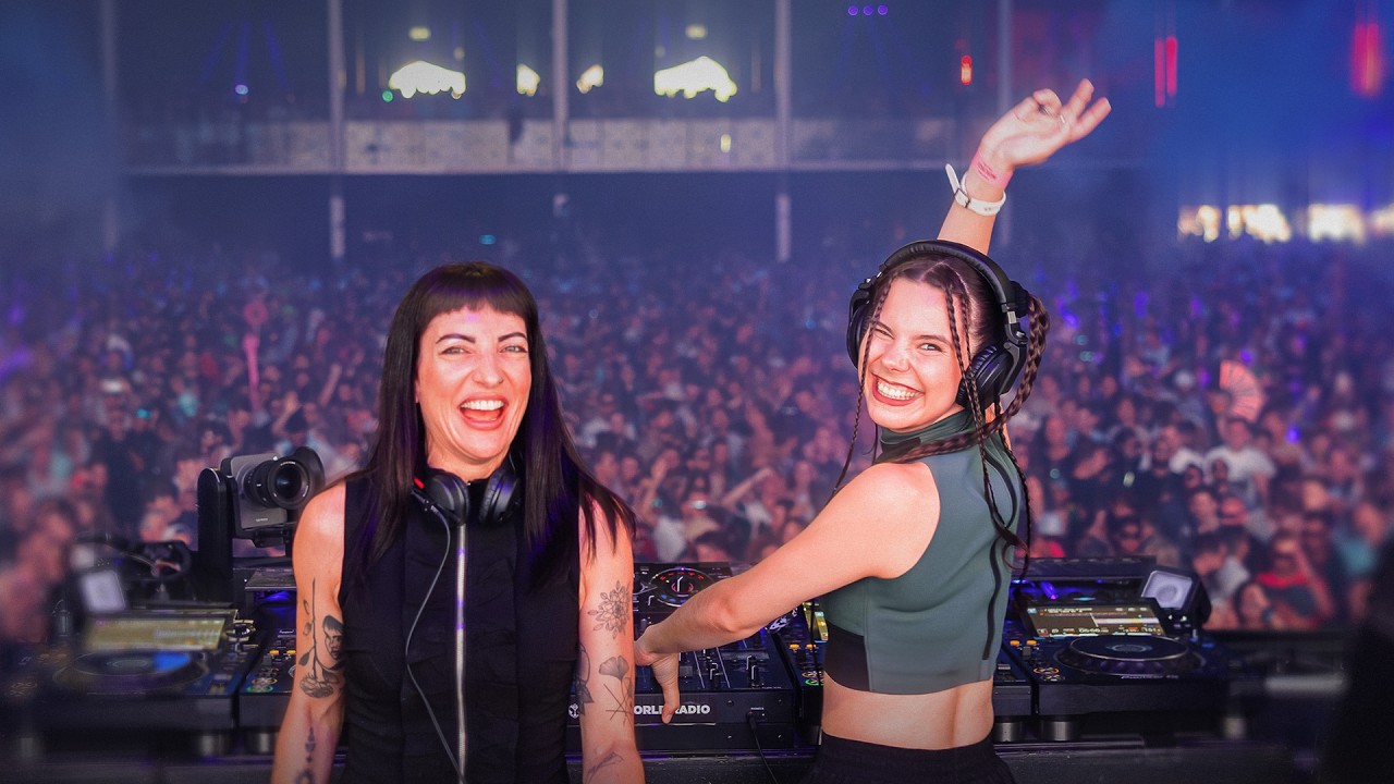 Amber Broos b2b Juliet Fox WE2 | Tomorrowland 2026 adlı videoyu YouTube'da izle Amber Broos b2b Juliet Fox WE2 | Tomorrowland 2026 adlı videoyu YouTube'da izle