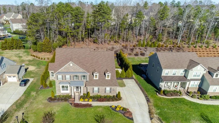 725 Pela Vista Court, Fort Mill, SC Presented by D...