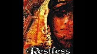 restless- hariku lebih hitam dari gelapnya malam