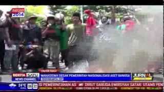 Ratusan Mahasiswa Demo Desak SBY Mundur