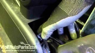 How to Remove the Center Armrest - B6 Audi A4 2002-2005 (Wolf Auto Parts)(, 2013-11-13T22:27:05.000Z)