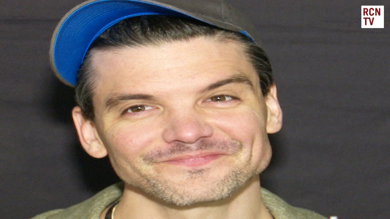 jason o'mara interview Andrew Lee Potts Teases New Mystery Show
