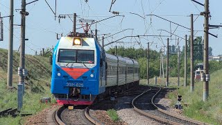Эп1М-625 С Поездом №481 Новороссийск-Москва Отправляется Со Станции Миллерово