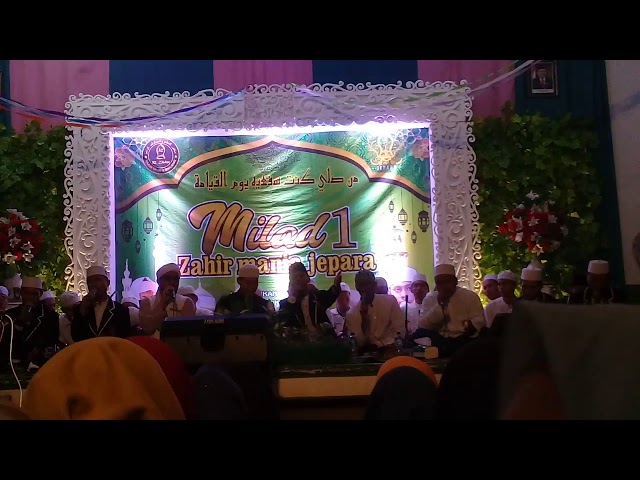 Isyfa'lana - Yan Lucky Aditya feat Zahirmania Jepara. Live milad 1 Zahirmania Jepara class=