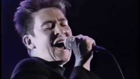 k.d.lang - Crying ( Roy Orbison Tribute )