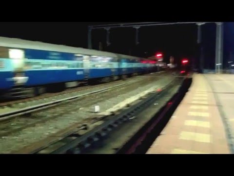 Yesvantpur-Solapur Super Fast Express,Tr.No- 22133