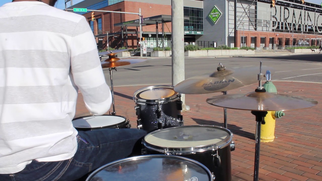 Flashing LightsKanye West covered by Auto!! YouTube