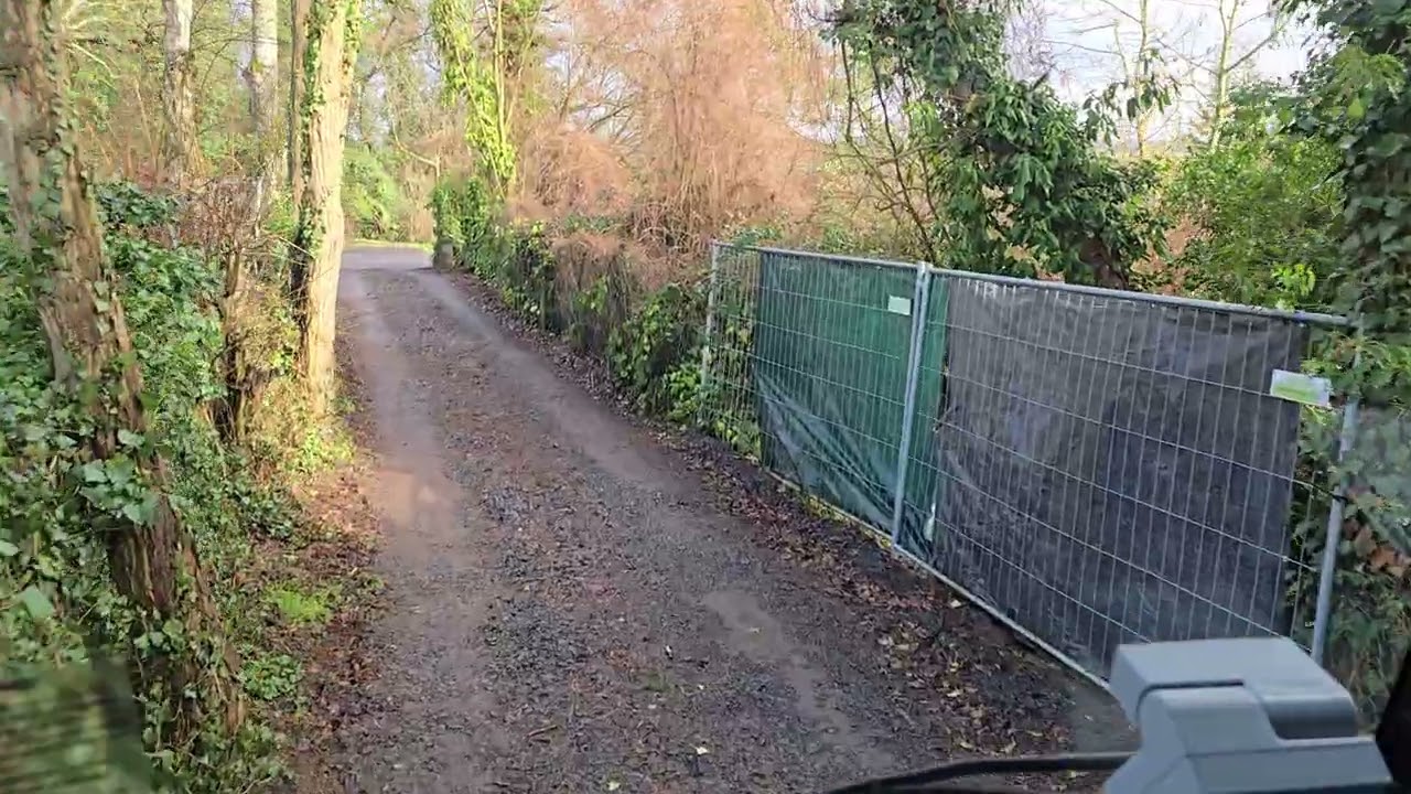 Praca kierowcy - nie zawsze po asfalcie.