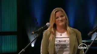 Garth Brooks & Trisha Yearwood - Whiskey To Wine (live acoustic)