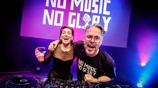 Download Lagu DJ duo Vivienne en Michiel MP3