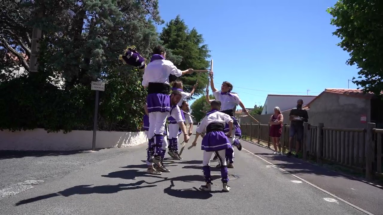 Colla Bastonera Les Romanes - Polca