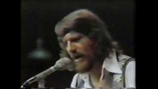 WAYLON JENNINGS - Are You Sure Hank Done It This Way (Soundstage 1975) chords