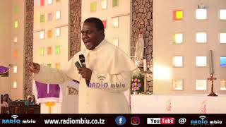 Fr Kamugisha asimulia mbuzi alivyoenda kitchen party/Matatizo yanapozidi unakaribia kutoboa