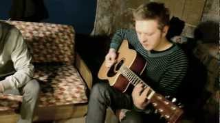 Video thumbnail of "Lilas - One Guitar Only Acoustics"