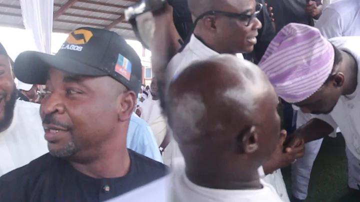 MOMENT ALABI PASUMA WELCOME MC OLUOMO AND K1 DE ULTIMATE TO 8 HIS MOTHER  DAYS FIDAU PRAYER