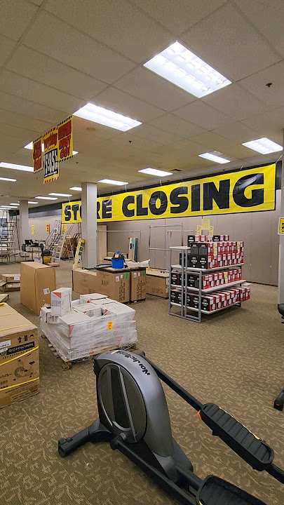 Final Days At Sears #sears #liminalspace #retail