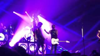 All Time Low- Dancing With A Wolf (LIVE in Salt Lake City 2015)