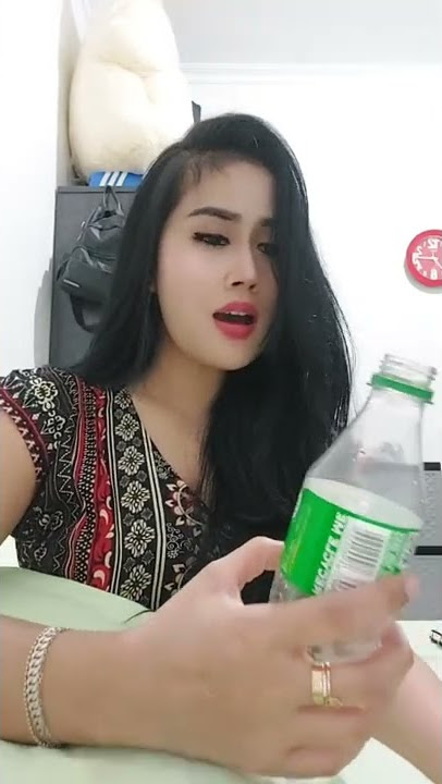 tiktok viral Triyani - kelakuan si kucing garong
